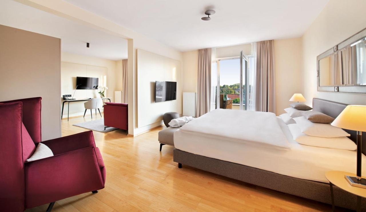 Hotel Villa Medici บาด ชึนบอร์น ภายนอก รูปภาพ