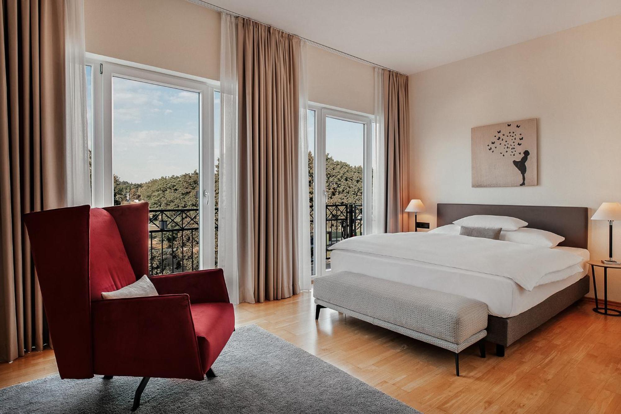 Hotel Villa Medici บาด ชึนบอร์น ภายนอก รูปภาพ