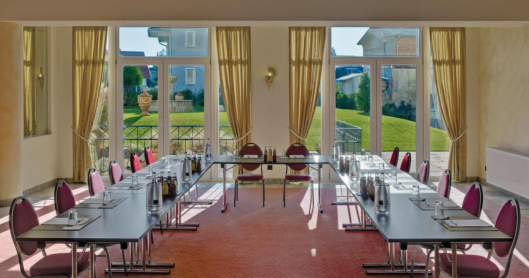 Hotel Villa Medici บาด ชึนบอร์น ภายนอก รูปภาพ